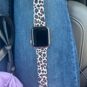 Apple Watch series 4 no cellular GOLD